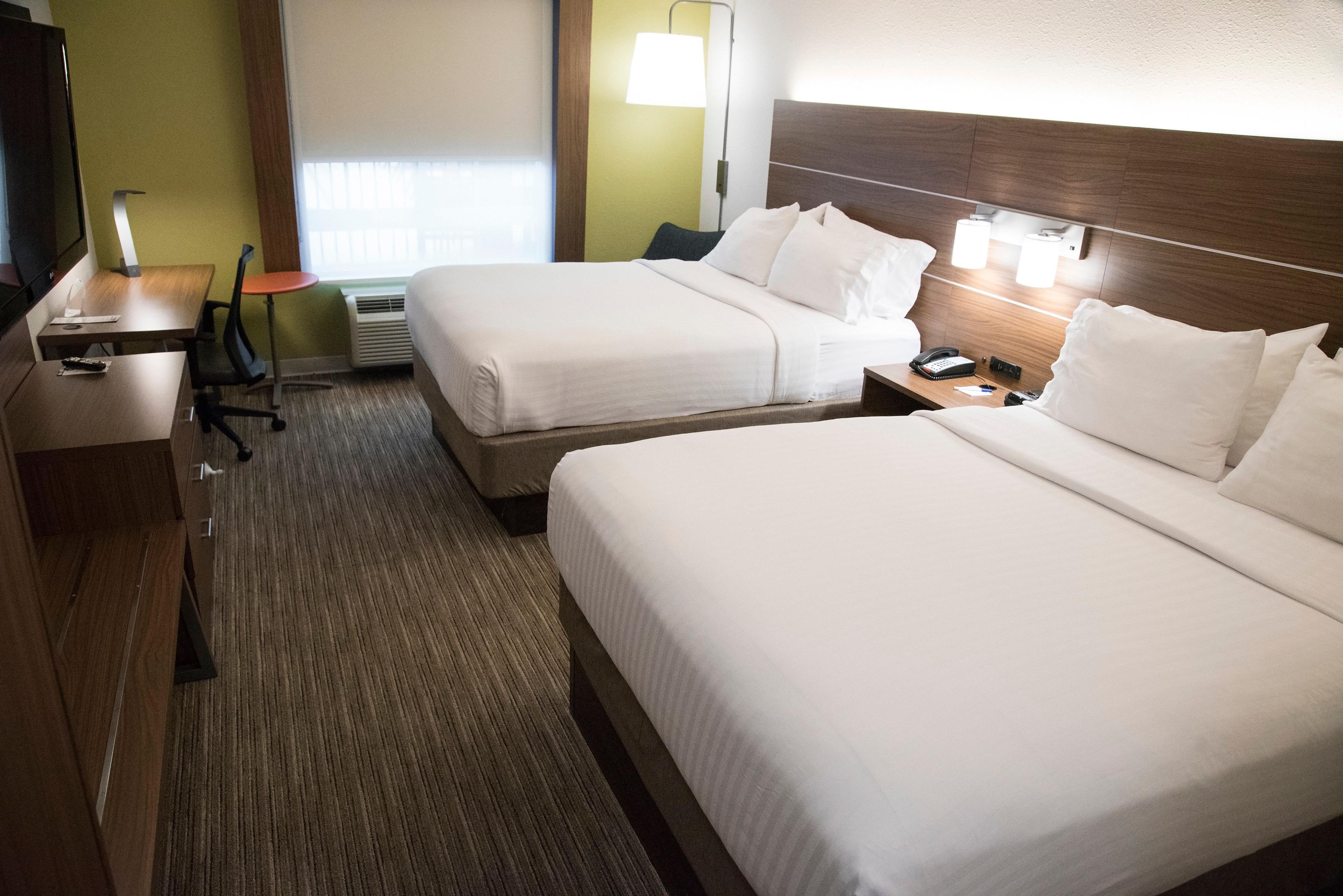 Holiday Inn Express & Suites Alexandria, An Ihg Hotel Exterior foto